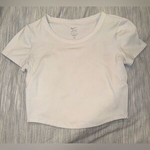 Nike One Women’s Dri Fit Short Sleeve Cropped Top Size M